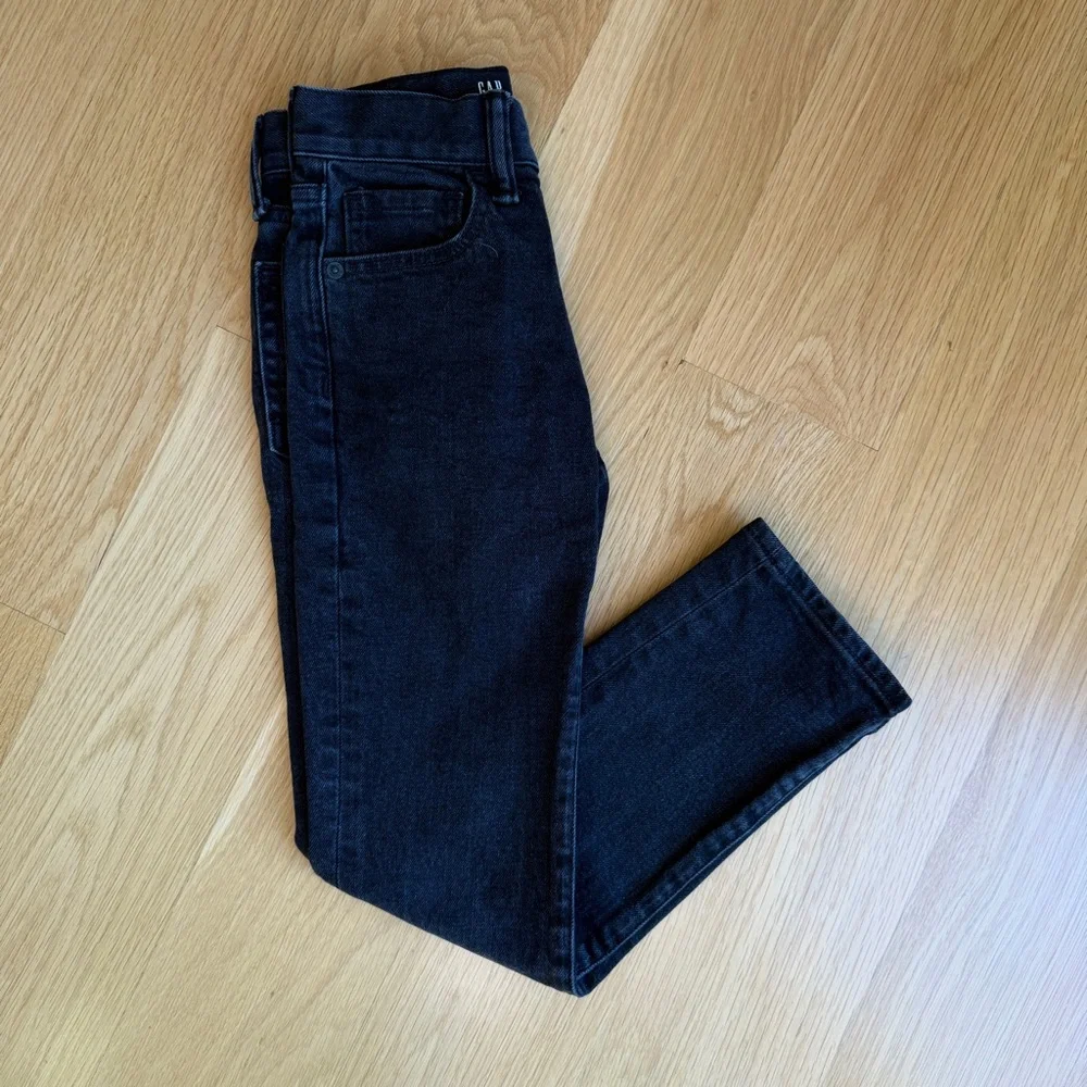 GAP Black Jeans